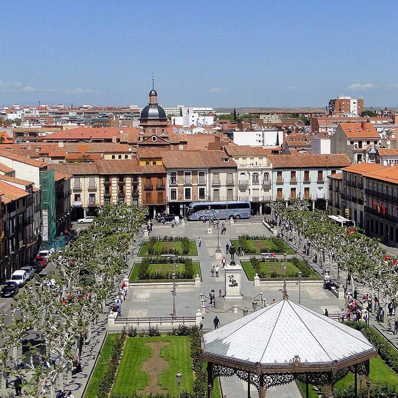Guía para universitarios en Alcalá de Henares: dónde comer bien y qué hacer entre clases